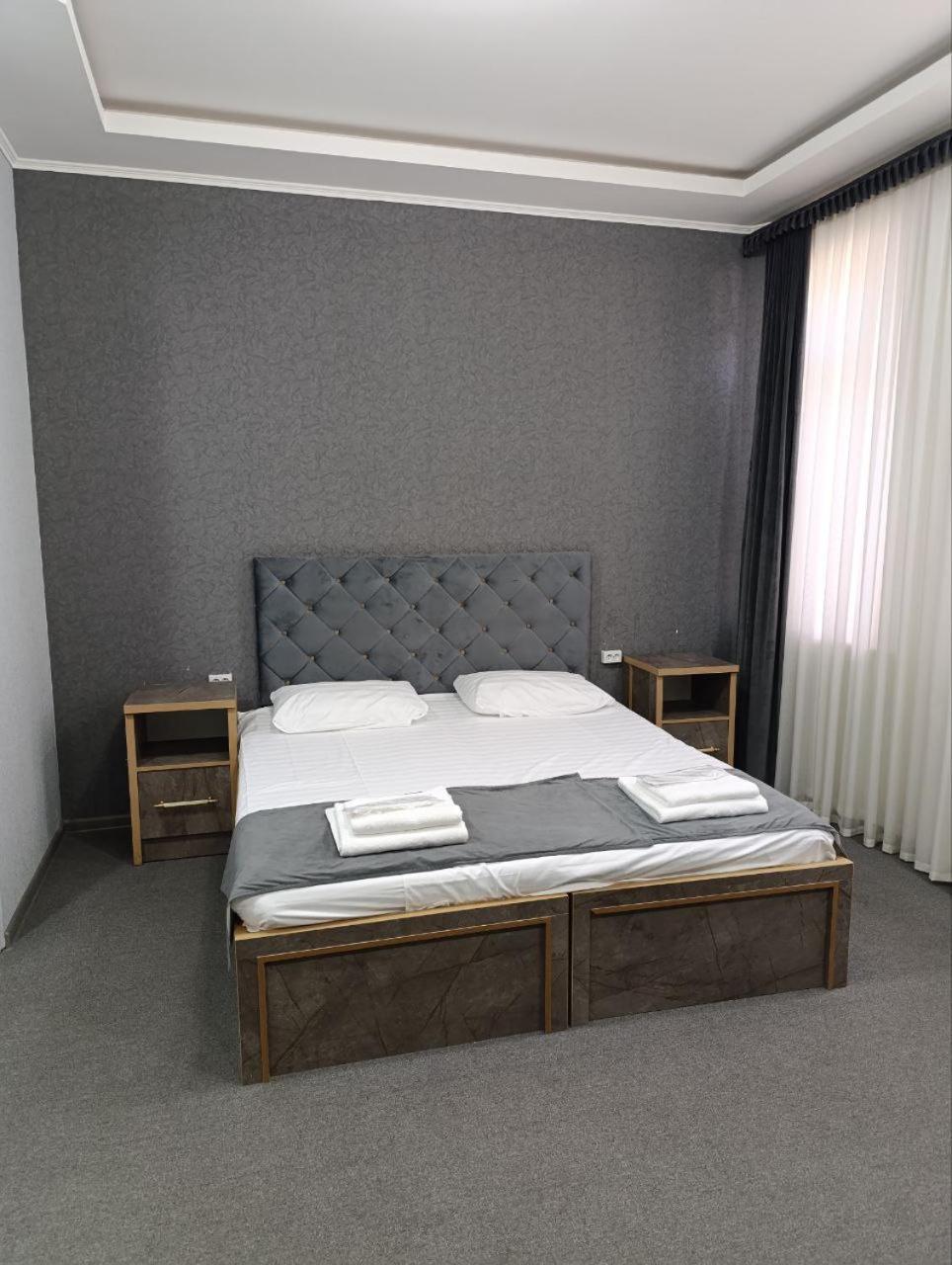 The Art Hotel Tachkent Extérieur photo