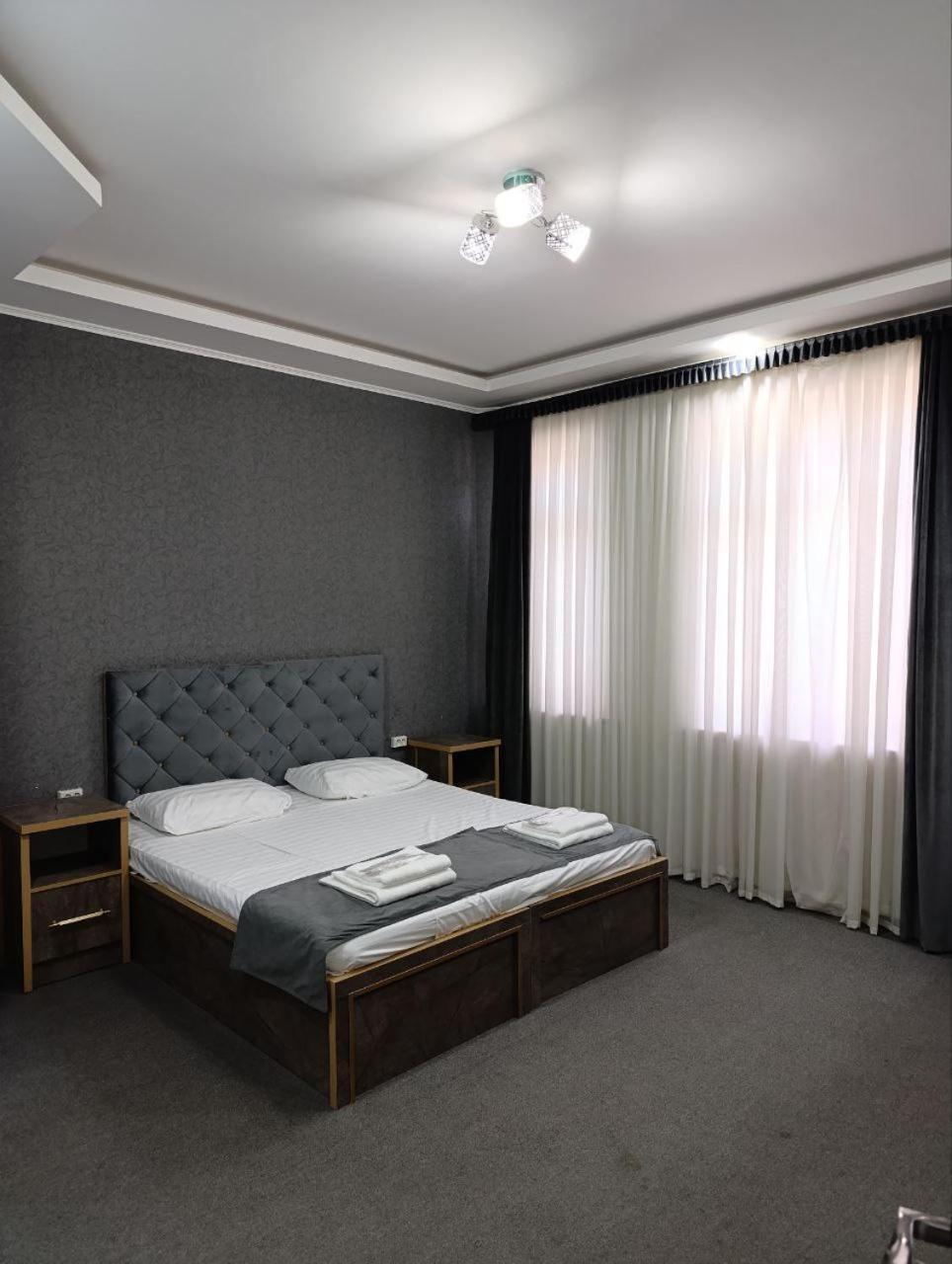 The Art Hotel Tachkent Extérieur photo