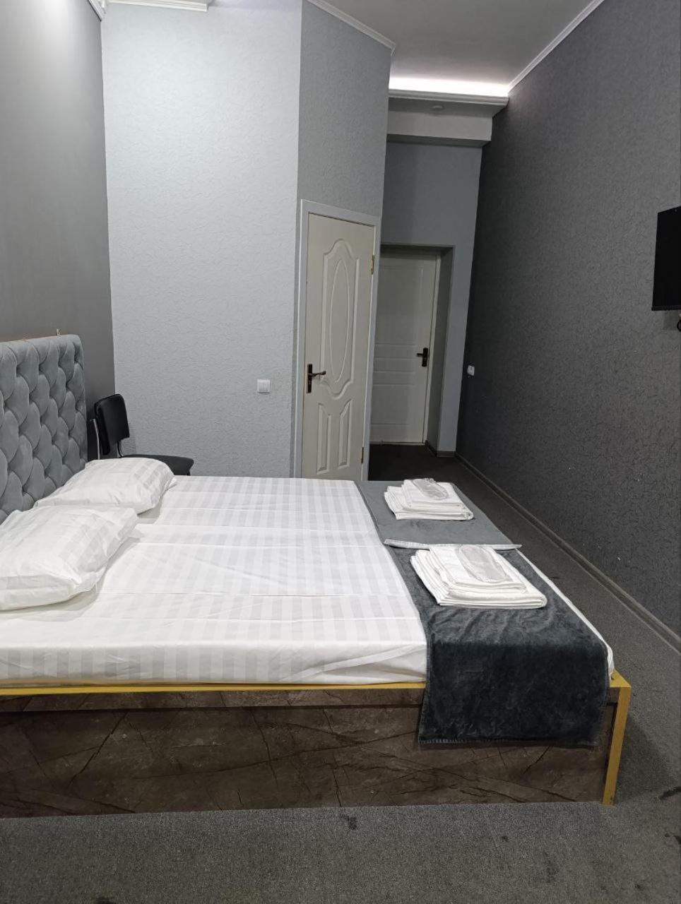 The Art Hotel Tachkent Extérieur photo
